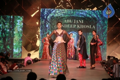 Abu Jani And Sandeep Khosla Fashion Show Photos - 12 of 40