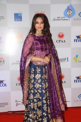 Abu Jani And Sandeep Khosla Fashion Show Photos - 18 of 40