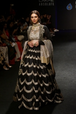 Aditi Rao Hydari at LFW Winter Festive 2017 - 11 of 16