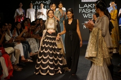 Aditi Rao Hydari at LFW Winter Festive 2017 - 16 of 16