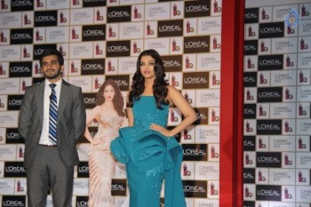 Aishwarya Rai Launches Cannes 2016 Collection  - 18 of 40