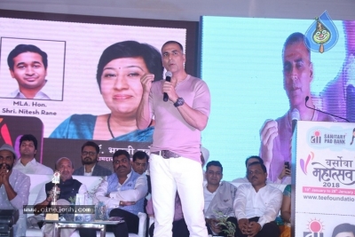 Akshay Kumar At Versova Festival 2018 Photos - 8 of 12