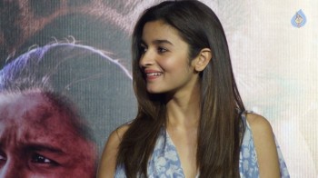 Alia Bhatt at Udta Punjab Film Ikk Kudi Song Launch - 31 of 37