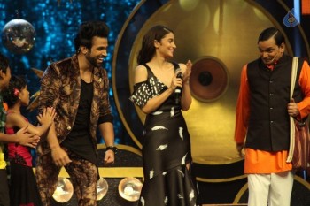 Alia Bhatt On Set Of Super Dancer - 17 of 21