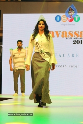 Avassa 2017 Fashion Show Photos - 25 of 50