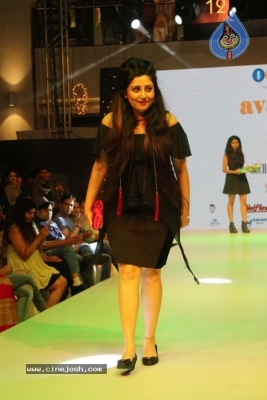 Avassa 2017 Fashion Show Photos - 47 of 50