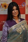 Ayesha Takia n Ranvijay at Riyaz Gangji Store - 27 of 44