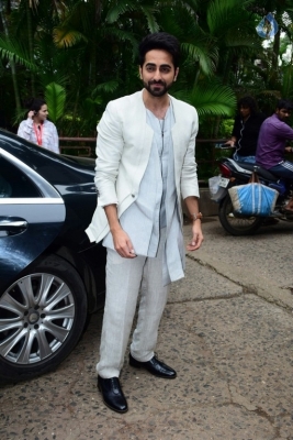 Bareilly Ki Barfi Team at TV Comedy Dangal - 22 of 41