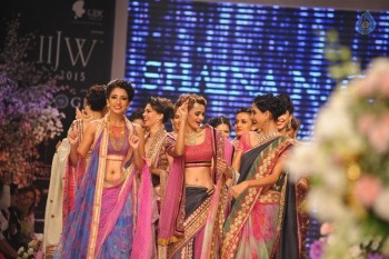 Beti Show by Gitanjali at IIJW 2015 - 92 of 96