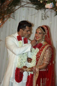 Bipasha Basu Karan Singh Wedding Ceremony  - 30 of 35