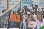 Bolly Celebs at Mumbai Marathon 2013 Event - 27 of 82