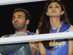 Bolly Celebs Enjoys IPL Matches - 62 of 74