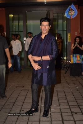Bollywood Celebrities at Arpita Khan Pre Diwali Bash - 16 of 51