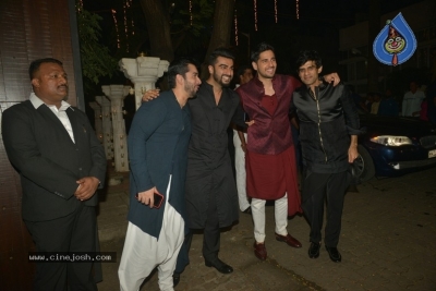 Bollywood Celebrities at Diwali Celebrations Photos - 34 of 76