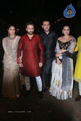 Bollywood Celebrities at Diwali Celebrations Photos - 51 of 76