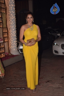Bollywood Celebrities at Diwali Celebrations Photos - 61 of 76