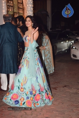 Bollywood Celebrities at Diwali Celebrations Photos - 68 of 76