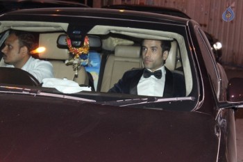 Bollywood Celebrities at Filmfare Awards 2017 - 7 of 49