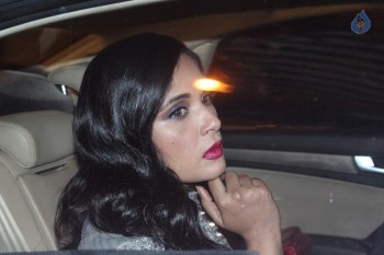 Bollywood Celebrities at Filmfare Awards 2017 - 20 of 49