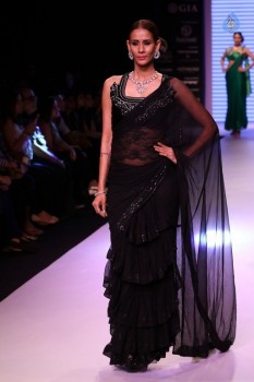 Bollywood Celebrities at IIJW 2015 Show - 29 of 90