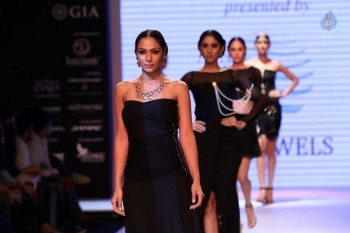 Bollywood Celebrities at IIJW 2015 Show - 38 of 90