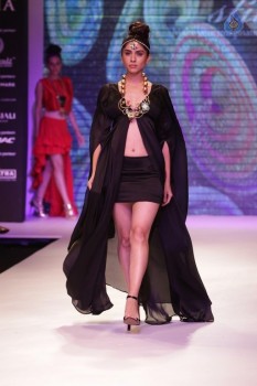 Bollywood Celebrities at IIJW 2015 Show - 68 of 90