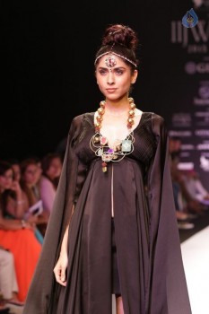 Bollywood Celebrities at IIJW 2015 Show - 71 of 90