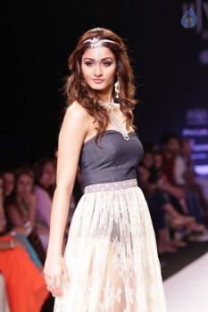 Bollywood Celebrities at IIJW 2015 Show - 75 of 90