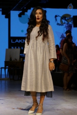 Bollywood Celebrities at LFW 2017 - 30 of 31