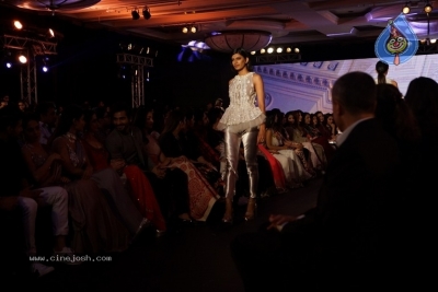 Bollywood Celebrities Ramp Walk At The Mijwan Fashion Show 2018 - 11 of 19