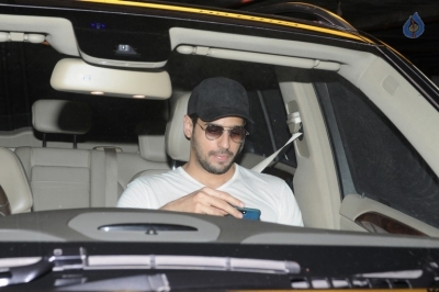 Bollywood Celebrities Spotted at Airport Images - 9 of 18