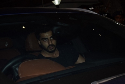 Sridevi Death- Celebs Visit Anil Kapoor Set 1 - 12 of 21