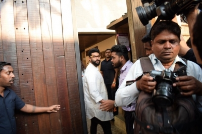 Sridevi Death- Celebs Visit Anil Kapoor Set 1 - 19 of 21