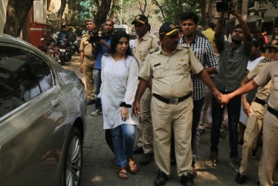 Sridevi Death- Celebs Visit Anil Kapoor Set 2 - 2 of 15