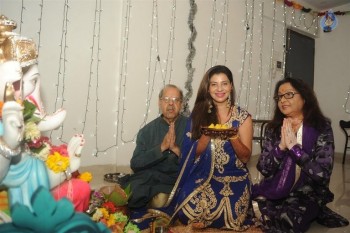 Bollywood Stars Celebrates Ganesh Festival 2015 - 32 of 63