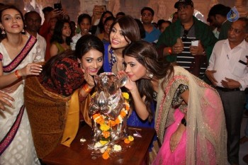 Calendar Girls Team at Andheri Cha Raja - 24 of 42