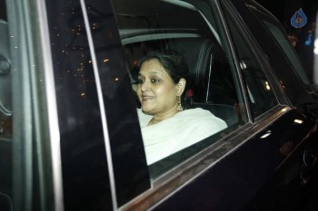 Celebrities at Amitabh Bachchan Hosted Diwali 2015 Party 1 - 87 of 106