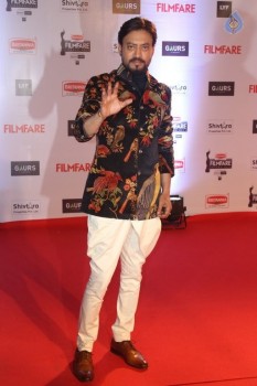 Celebrities at Filmfare 2016 Awards 2 - 65 of 80