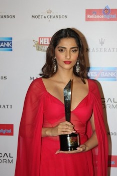 Celebrities at Hello Hall of Fame Awards 2016 - 47 of 84