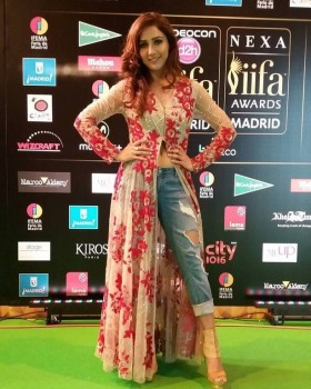Celebrities at IIFA Awards 2016 Photos - 22 of 63