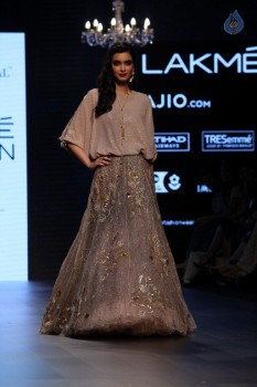 Celebrities at LFW Summer 2017 - 48 of 84