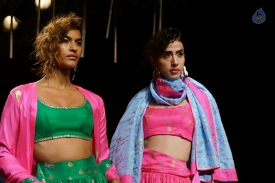 Celebrities at LFW Winter 2017 Show - 2 of 40