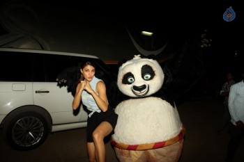 Celebrities at Manisha Malhotra LFW 2016 Show - 31 of 52