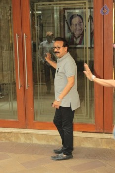 Celebrities at Meet Sanjay Dutt Home - 40 of 42