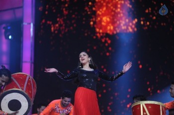 Celebrities at Mumbai Police Melawa Umang 2016 - 29 of 111