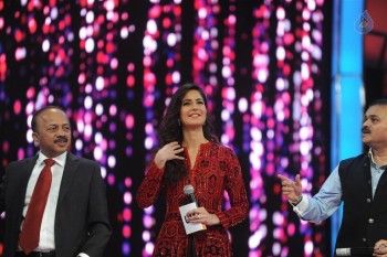 Celebrities at Mumbai Police Melawa Umang 2016 - 42 of 111