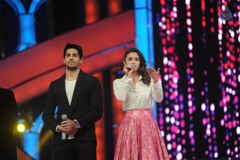 Celebrities at Mumbai Police Melawa Umang 2016 - 68 of 111