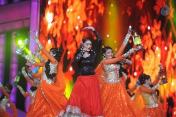 Celebrities at Mumbai Police Melawa Umang 2016 - 95 of 111