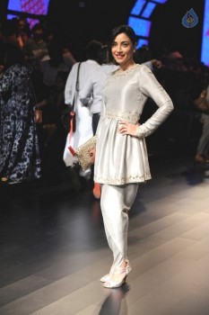 Celebrities Snapped on Day 3 of LFW Summer Resort 2016 - 18 of 57