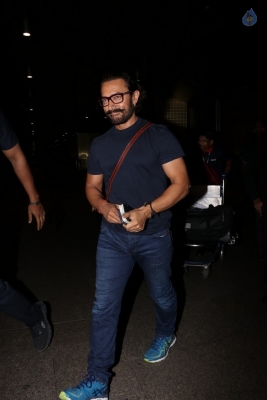 Celebrities Spotted at Airport - 10 of 42